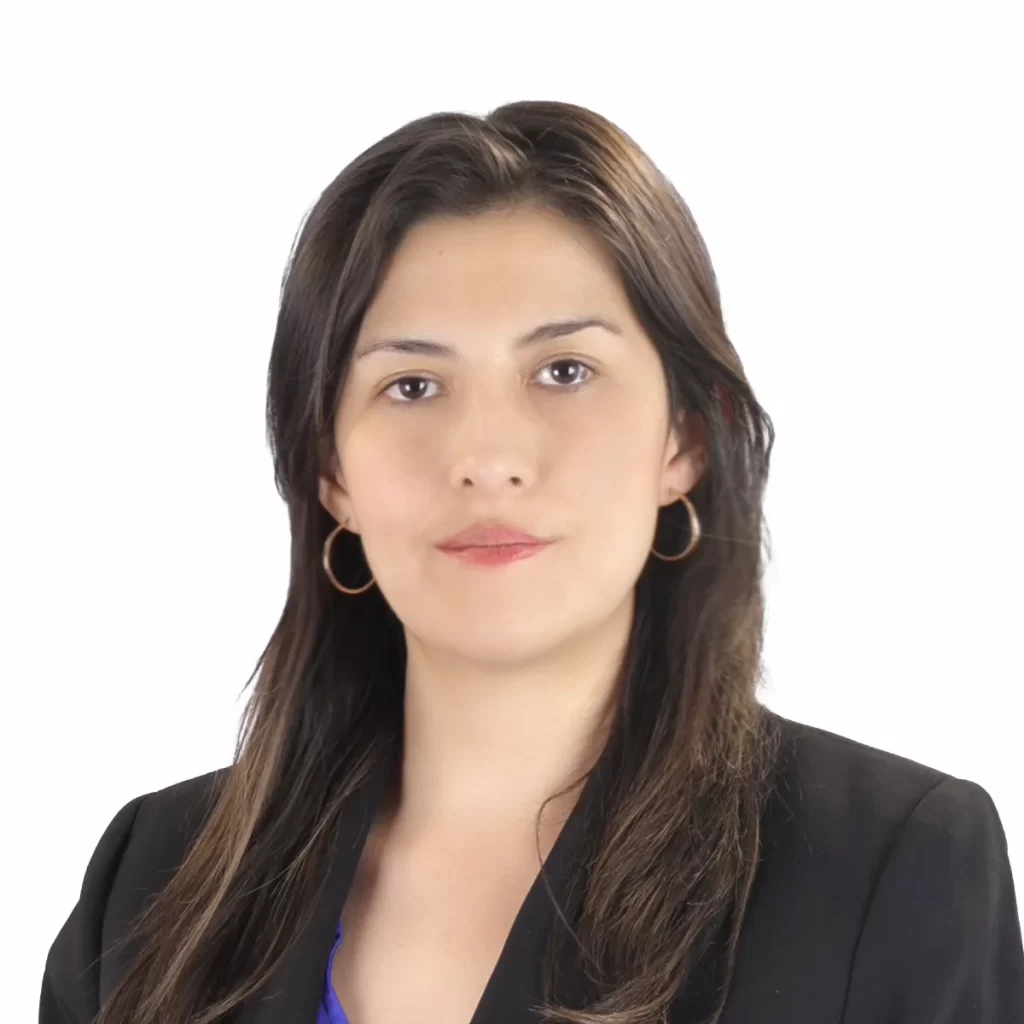 Ingeniera en Medio Ambiente, Máster en Calidad de Vida y el Desarrollo Urbano Sostenible del Politécnico de Milán y Doctorante en Gobernanza y Ciudades de la Universidad Earth & Life de México. Es Docente de Postgrado en Economía Sostenible, Negocios Verdes, Políticas Públicas e Investigadora Asociada CIAU-UPB. Consultora internacional de la Cooperación Alemana y es consultora senior en gestión empresarial en Ambidextro, Chile. Forma parte de la comunidad LEDS LAC y en la Red de Mujeres del Sistema de Infraestructura de la Calidad, MUSICA A.C. de México como Asociada Honoraria.